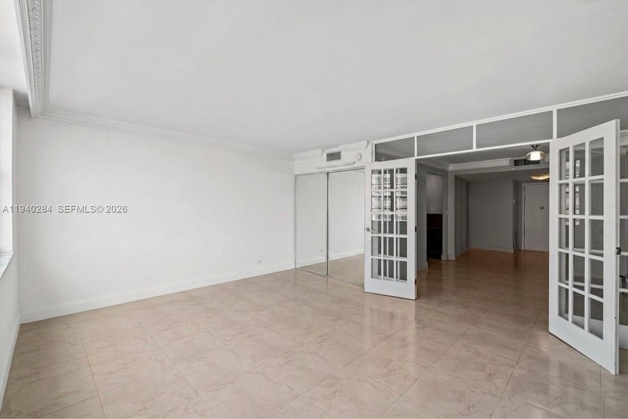 250 174th St 1510 photo 3