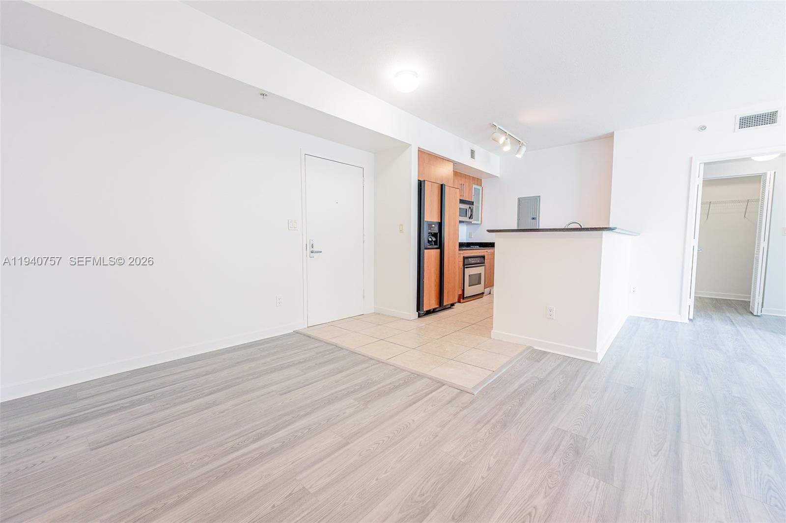 335 S Biscayne Blvd 1108 photo 5