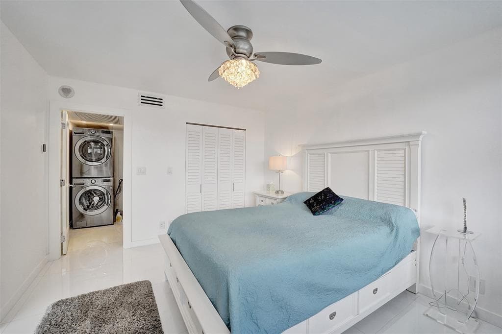 2030 S Ocean Drive 510 photo 12