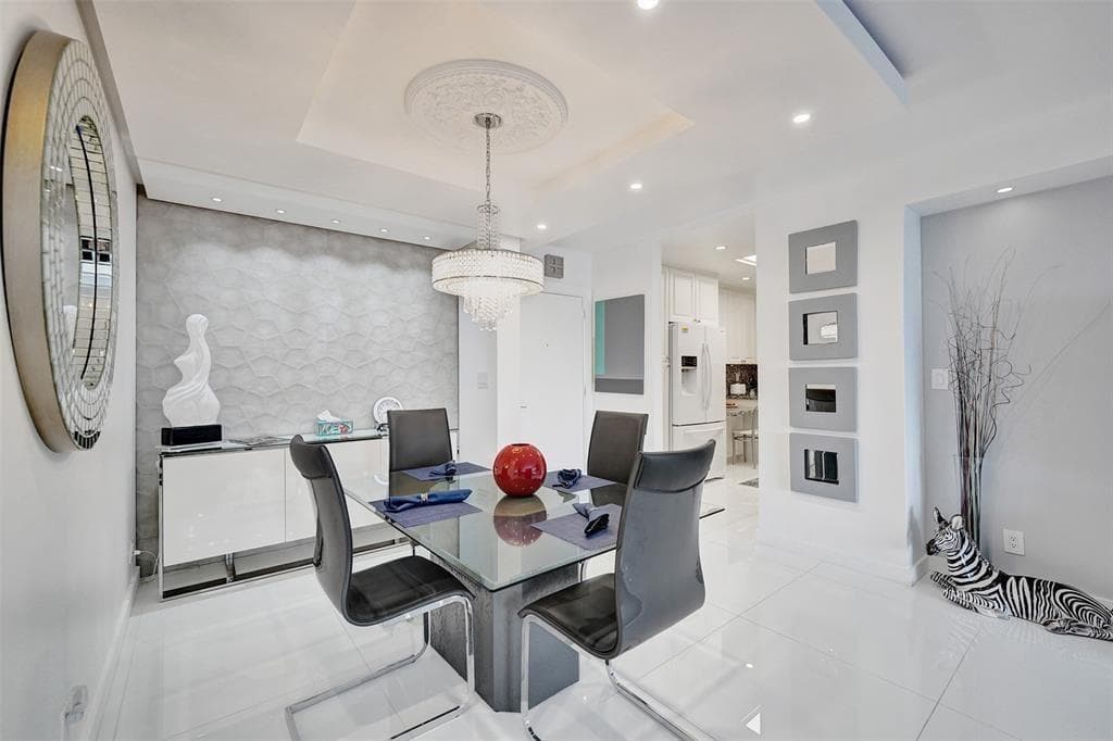 2030 S Ocean Drive 510 photo 7