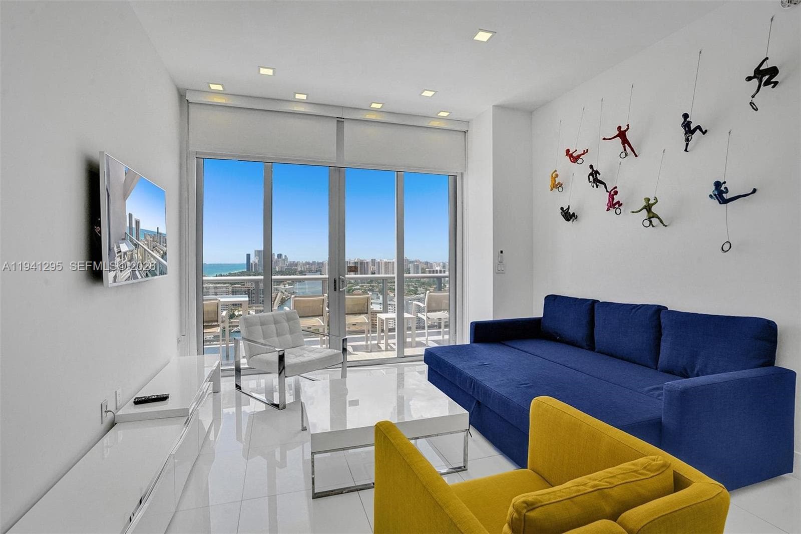 2600 E Hallandale Beach Blvd T3303 photo 6