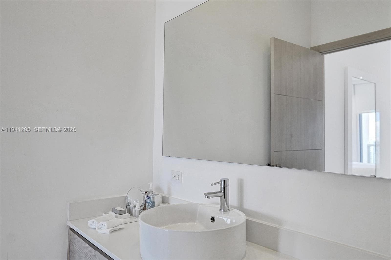 2600 E Hallandale Beach Blvd T3303 photo 20