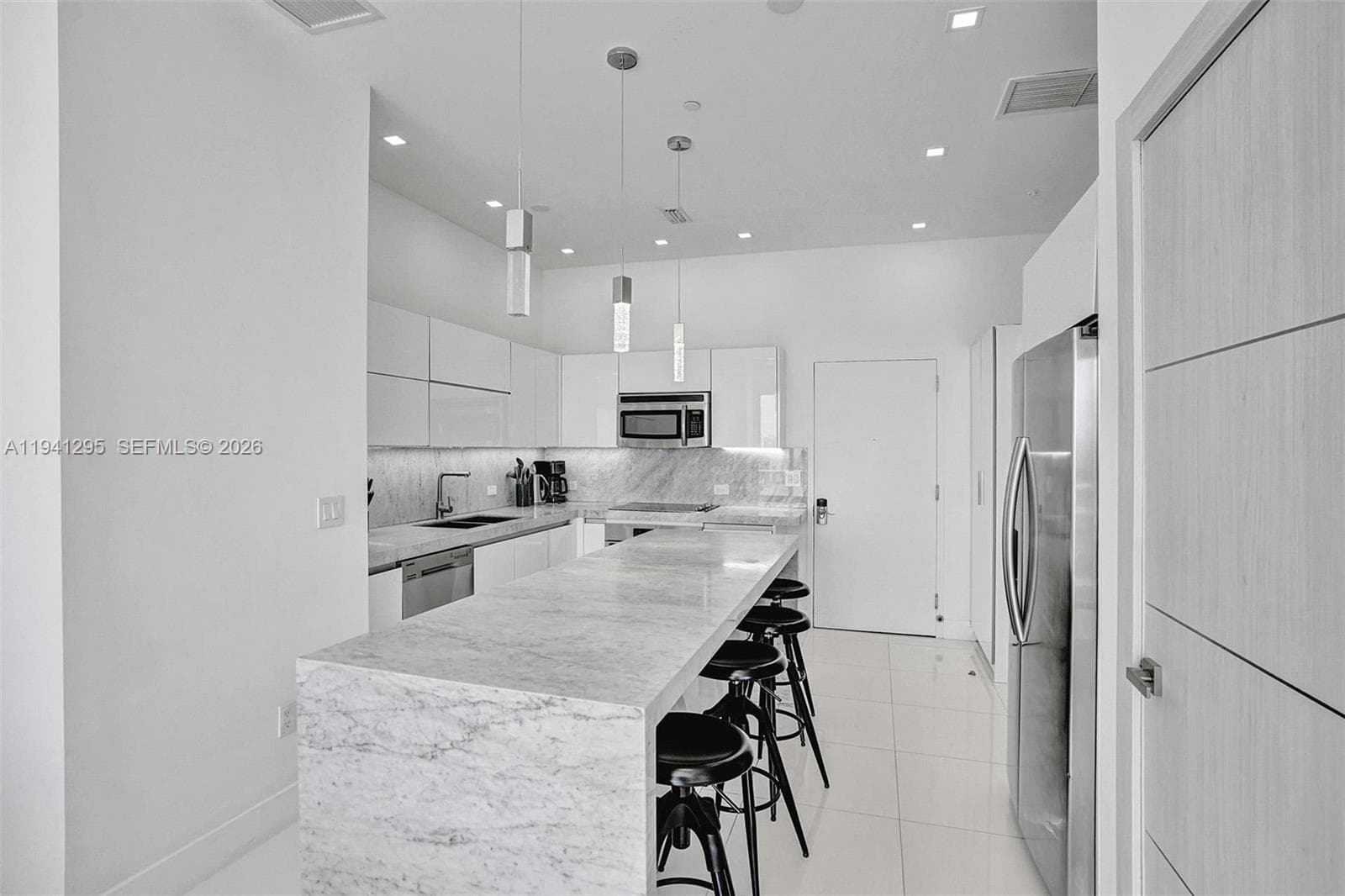 2600 E Hallandale Beach Blvd T3303 photo 11