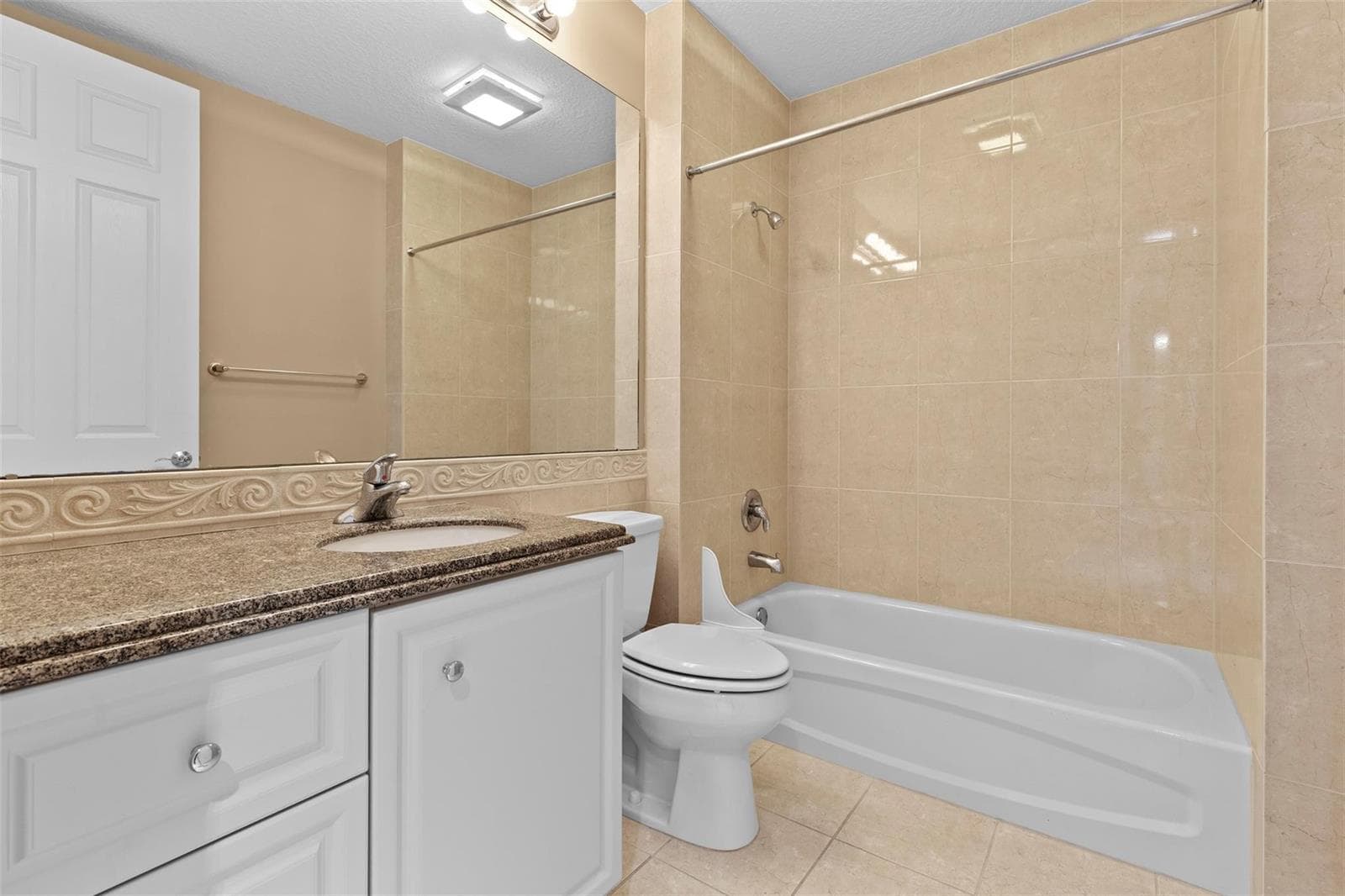 20 Harbour Isle Drive Ph02 photo 14
