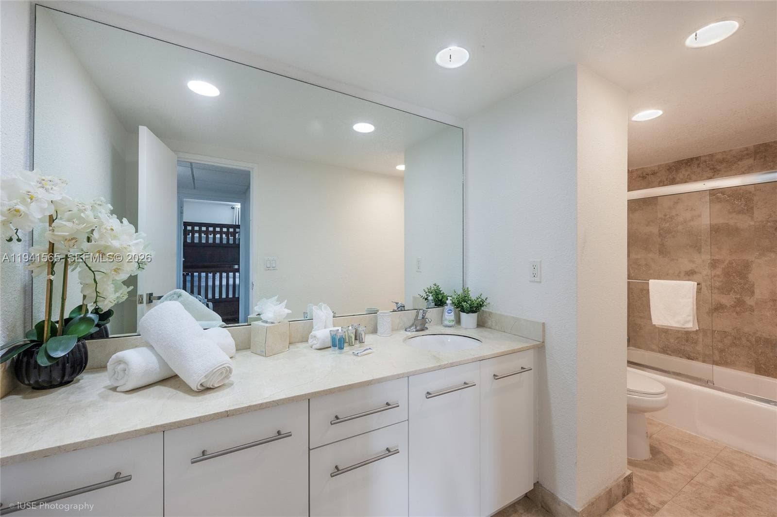4001 S Ocean Dr 3B photo 13