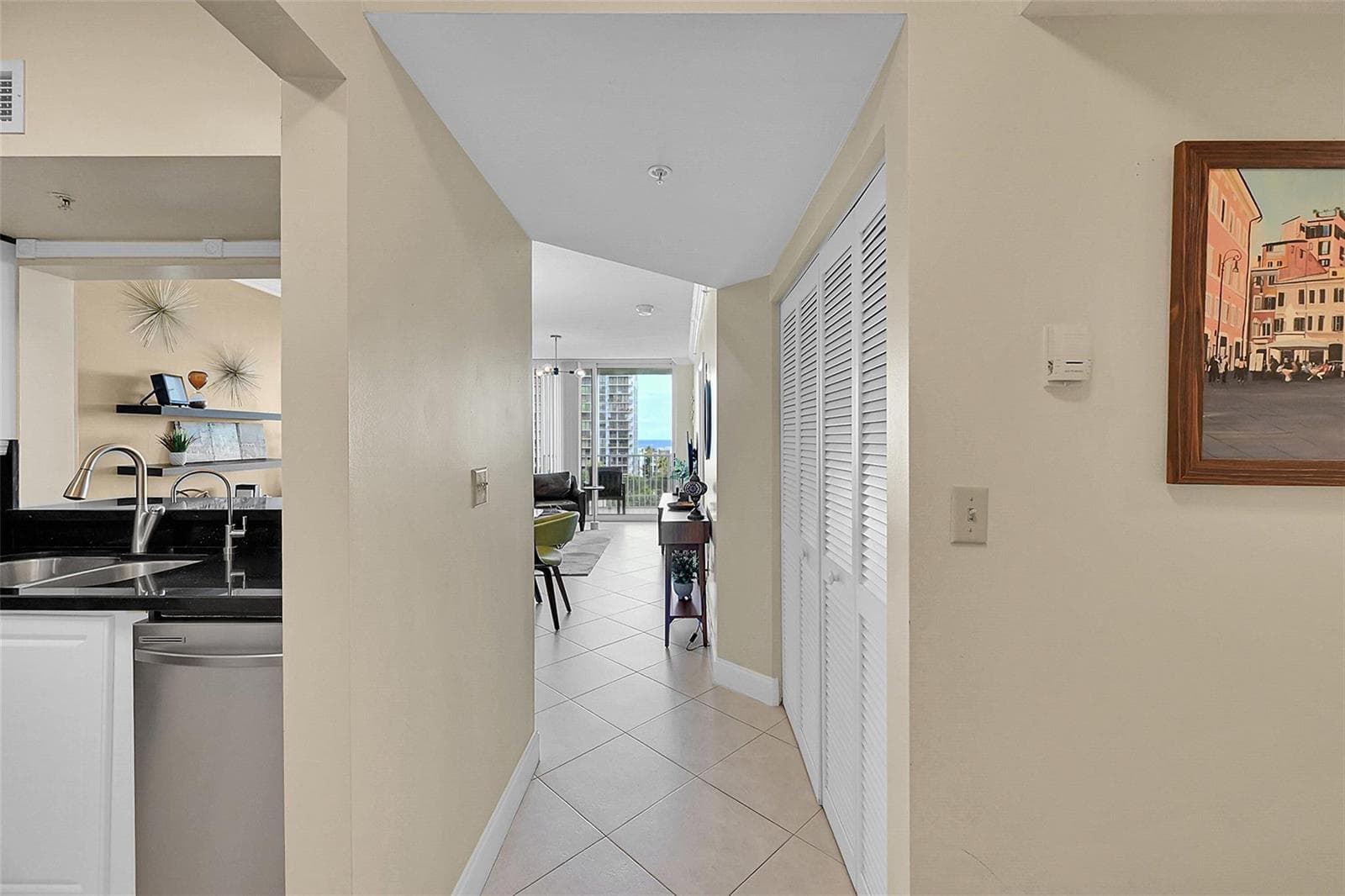 3020 NE 32nd Avenue 805 photo 21
