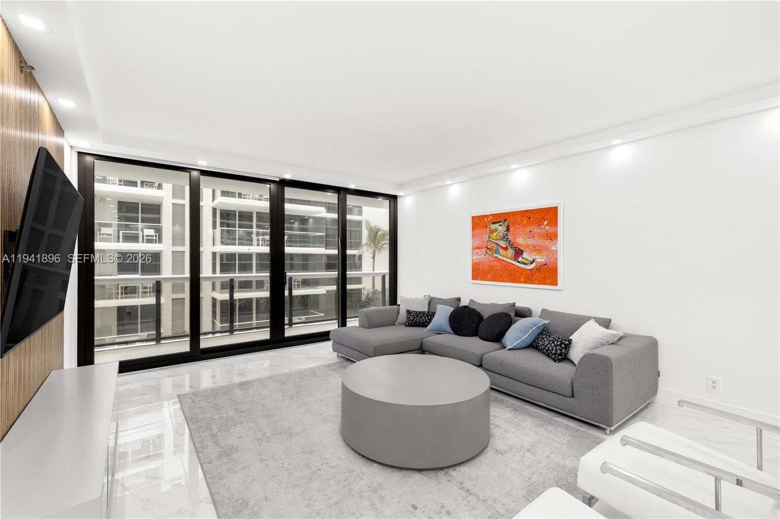 9455 Collins Ave 806 photo 13