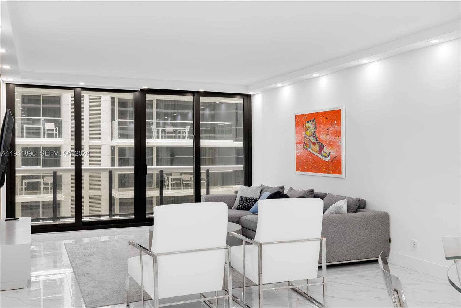 9455 Collins Ave 806 photo 11