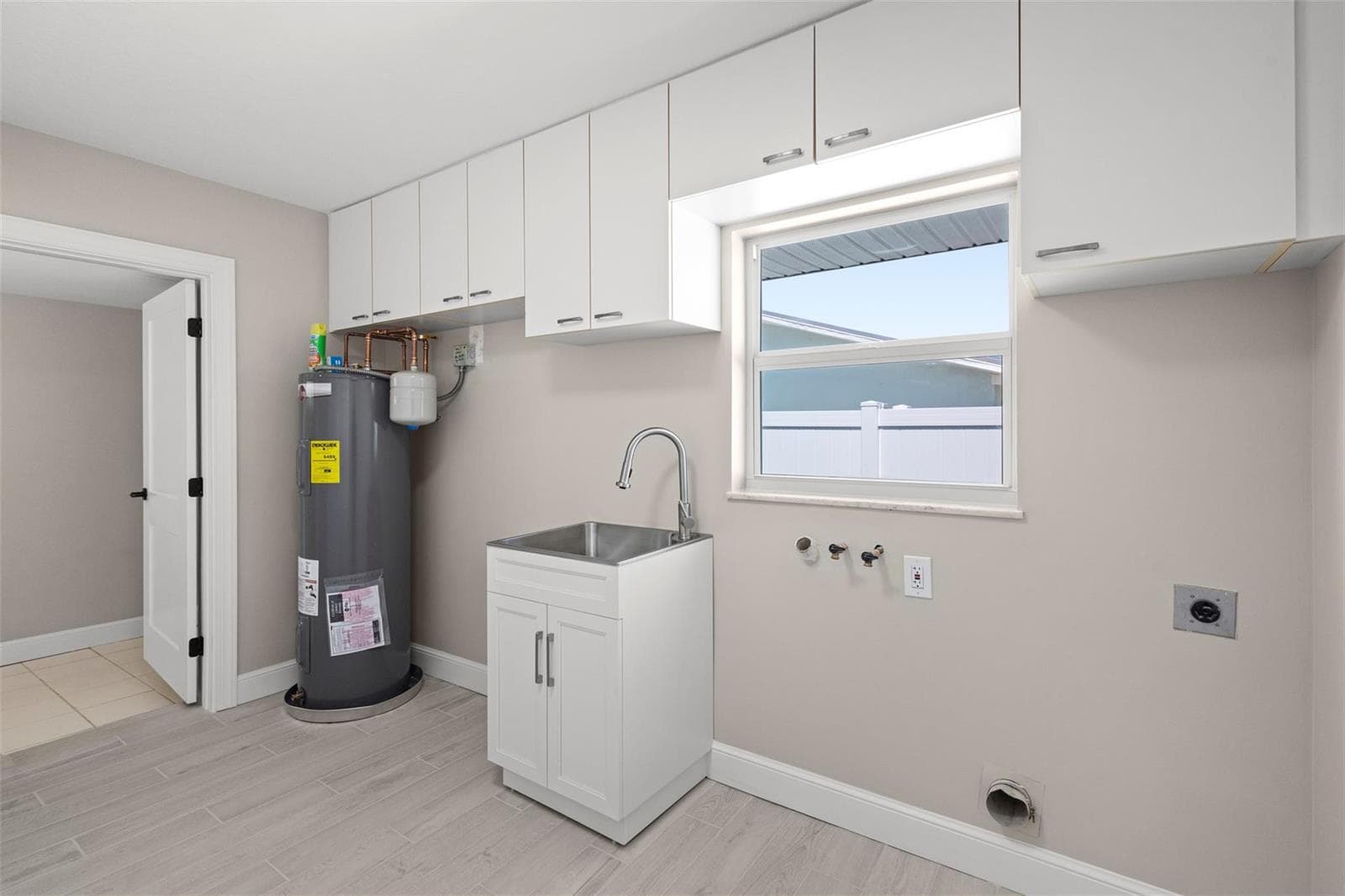 1709 Rio Vista Drive photo 24