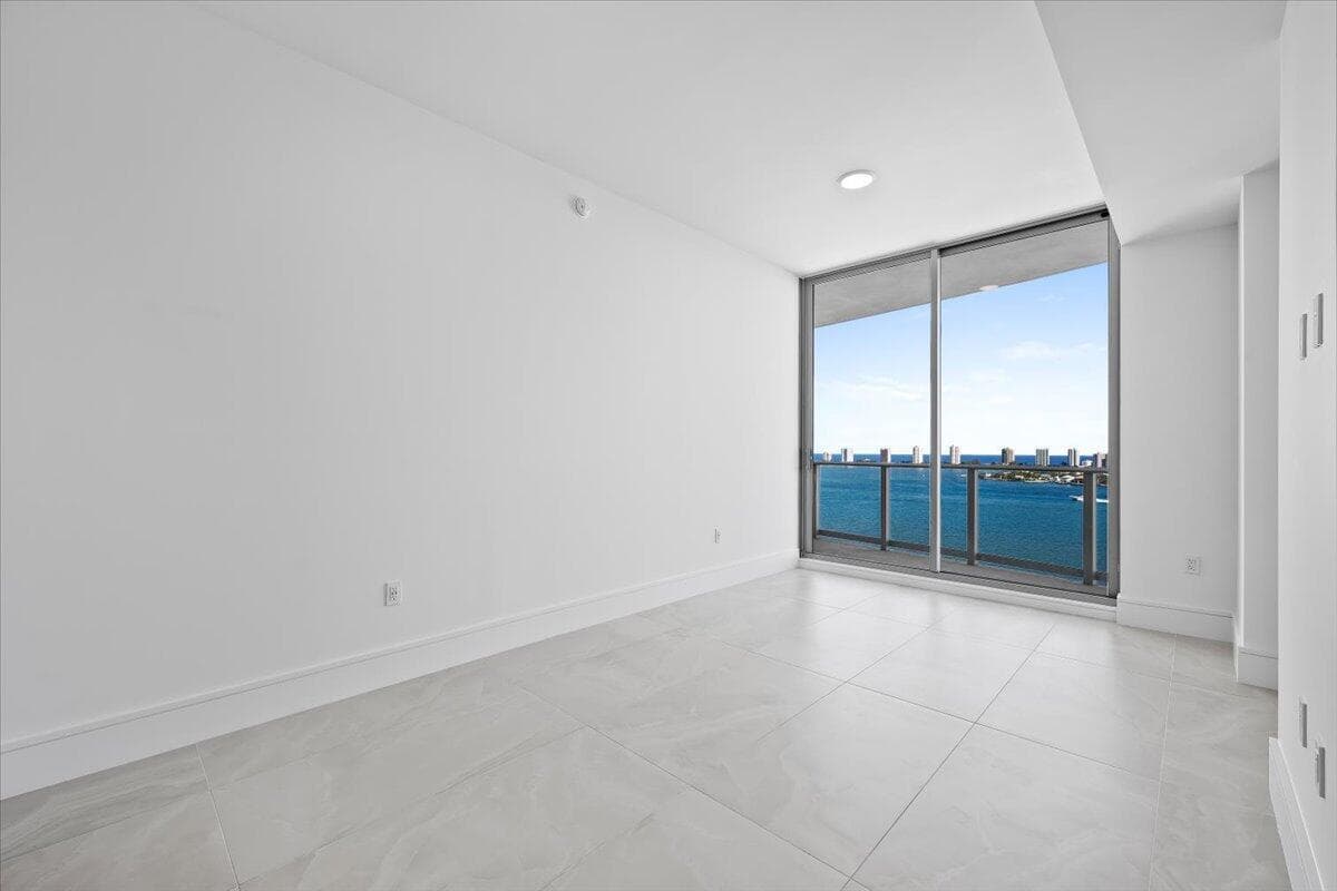 220 Lake Shore Drive 1706 photo 12