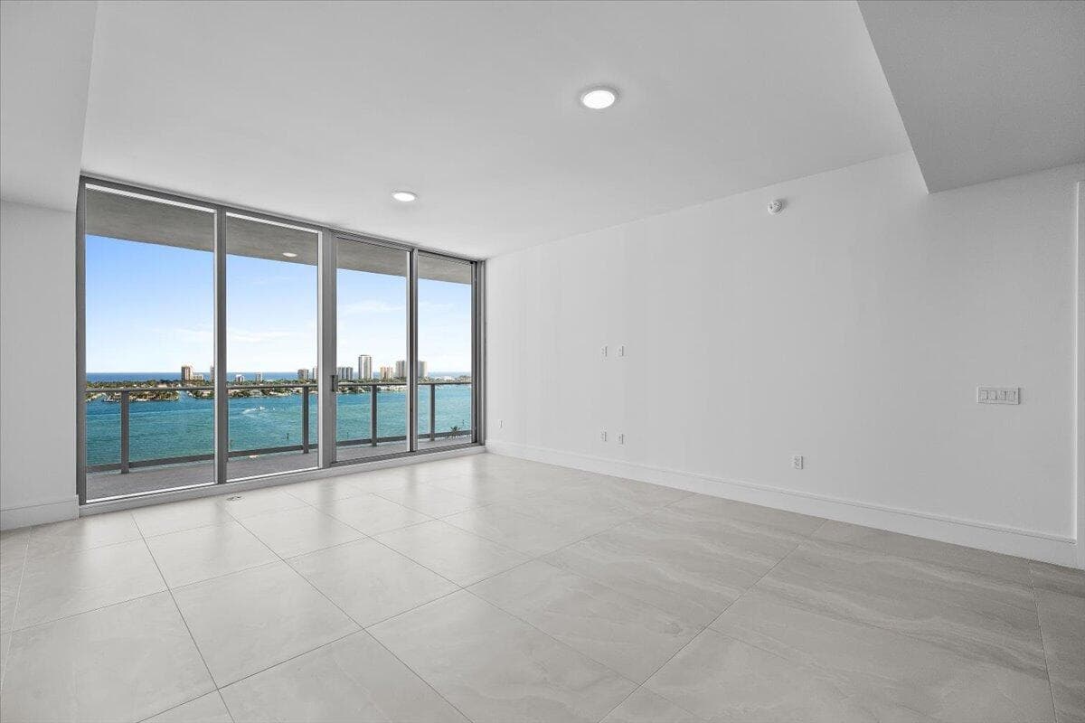 220 Lake Shore Drive 1706 photo 7
