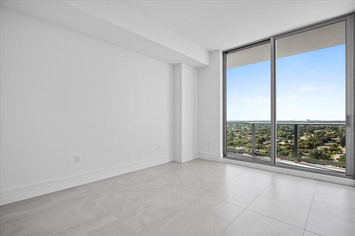 220 Lake Shore Drive 1706 photo 20