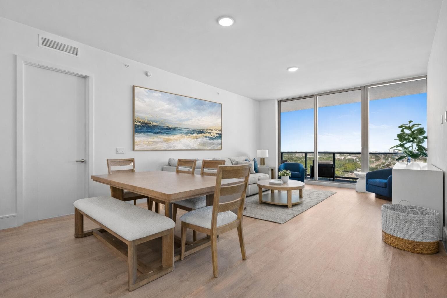220 Lake Shore Drive 1413 photo 7