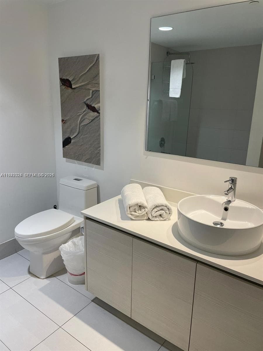 2602 E Hallandale Beach Blvd R2508 photo 18