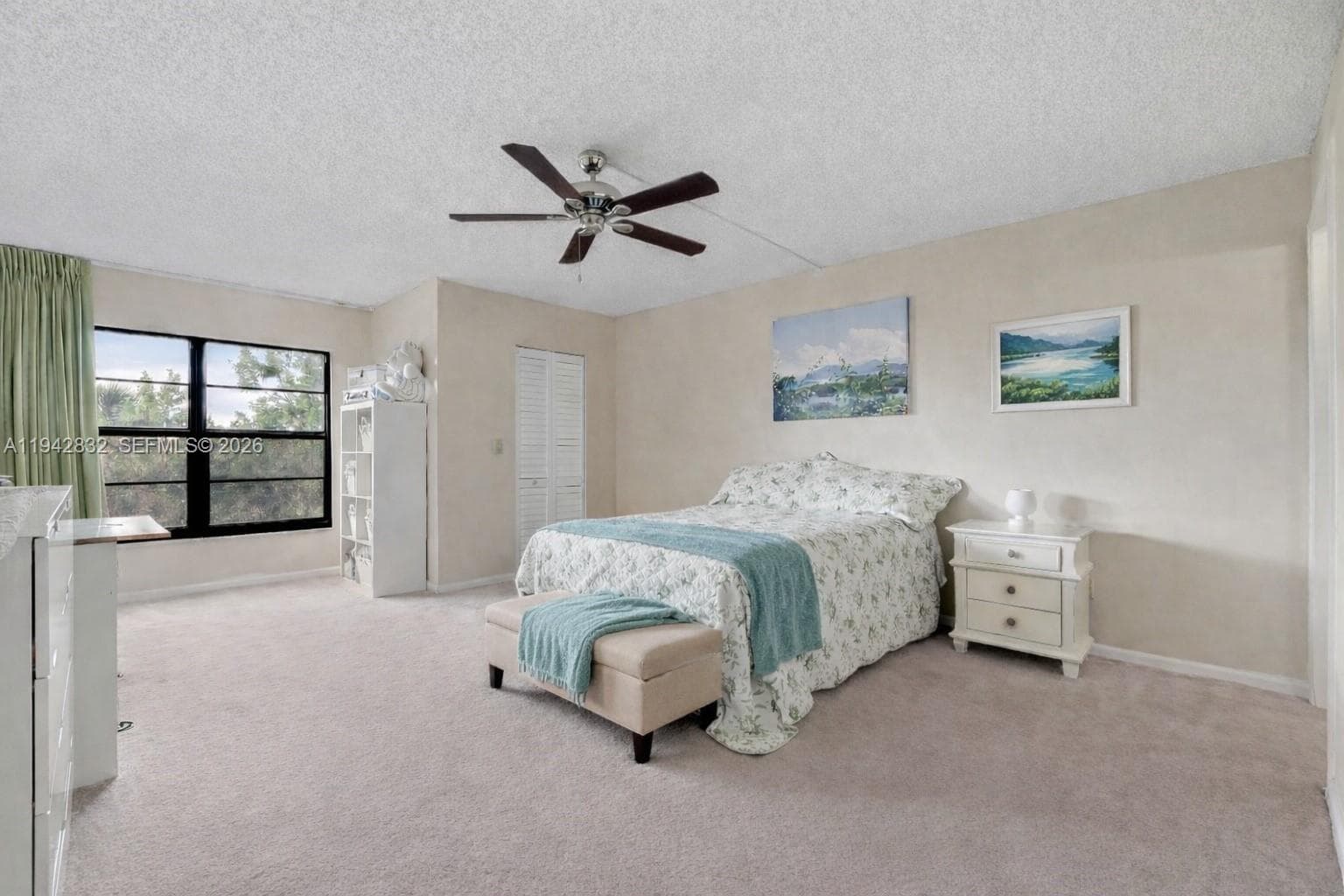 2200 S Cypress Bend Dr 406 photo 6