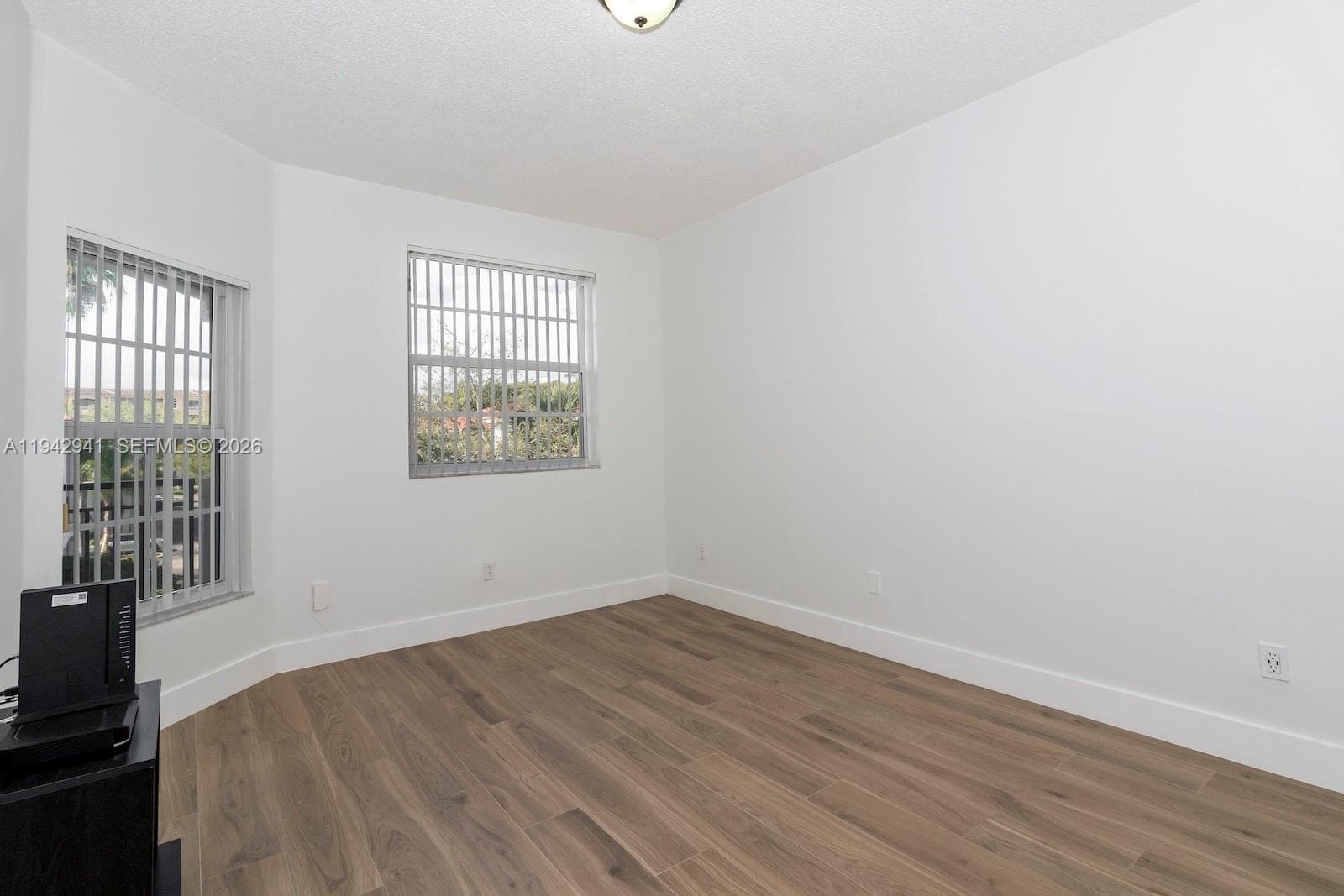 3215 NE 184th St 14301 photo 15
