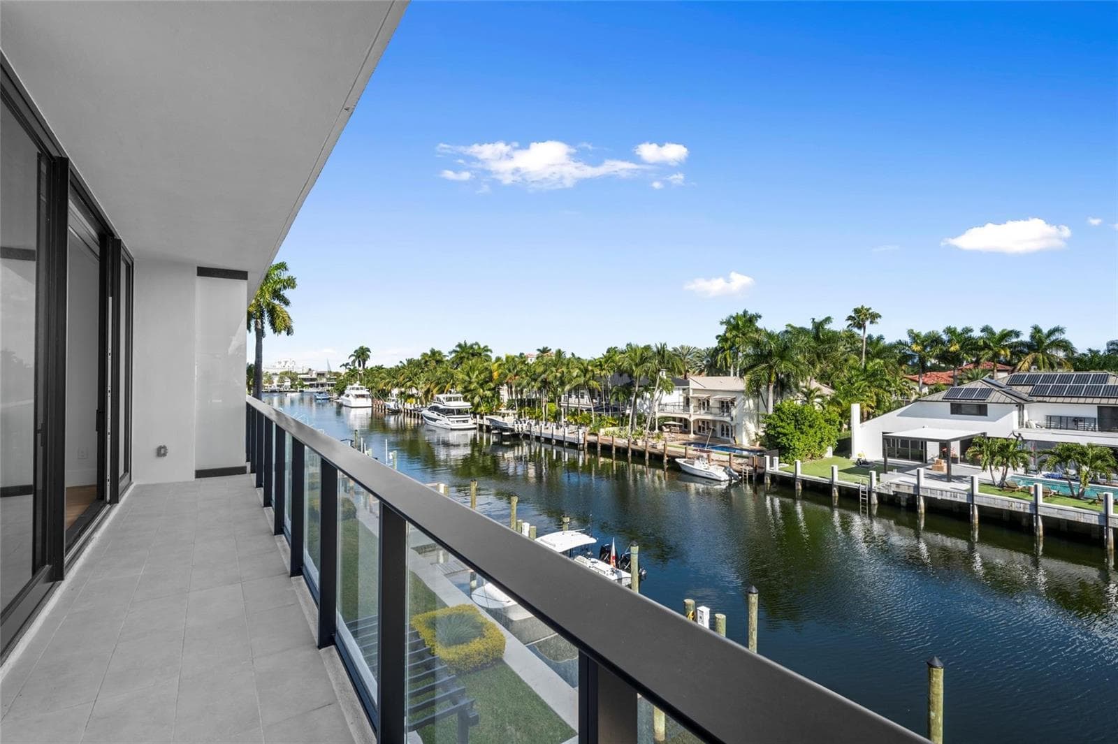160 Isle Of Venice Drive 302 photo 4