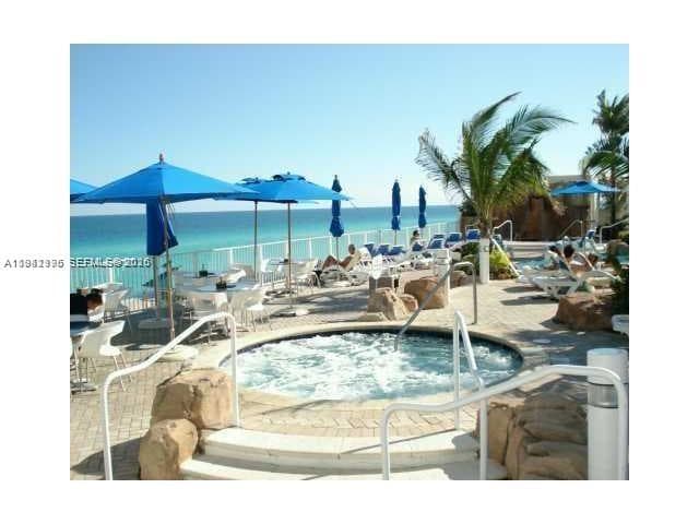 18001 Collins Ave 1507 photo 11