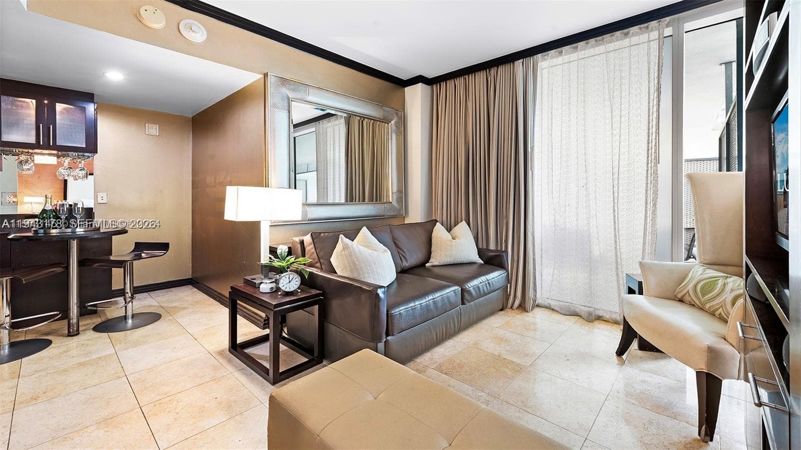 1437 Collins Ave 327 photo 8