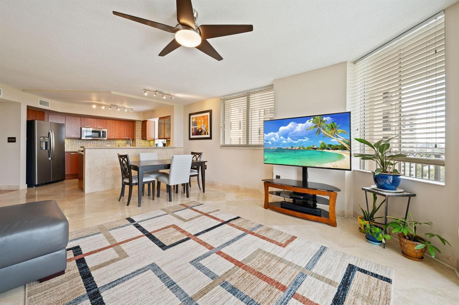 2011 N Ocean Boulevard 902 photo 6