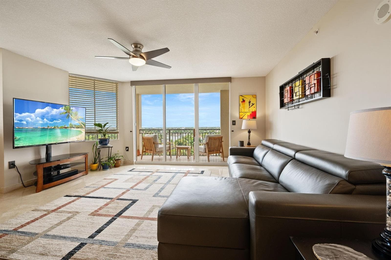 2011 N Ocean Boulevard 902 photo 3