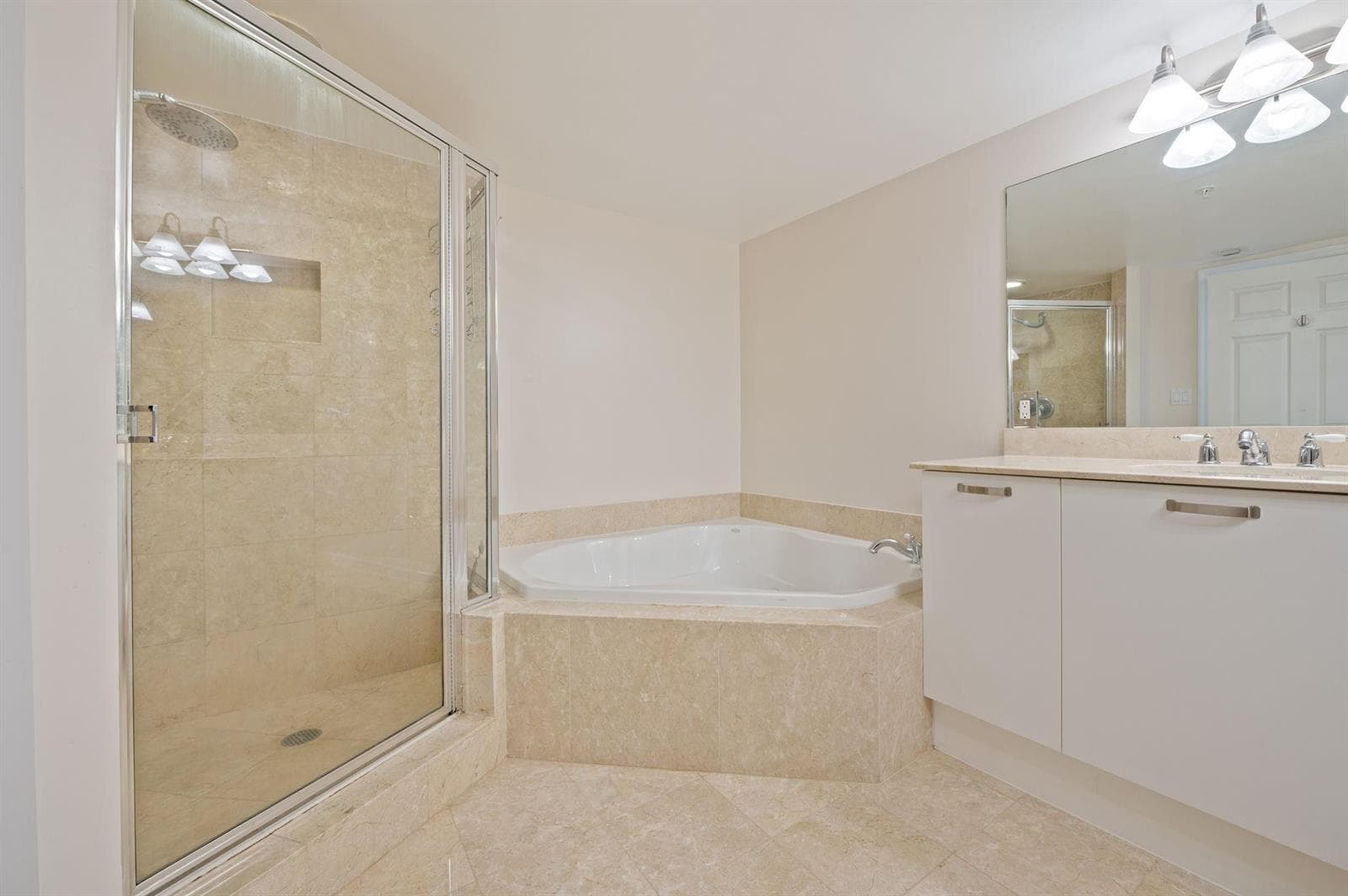 2011 N Ocean Boulevard 902 photo 14