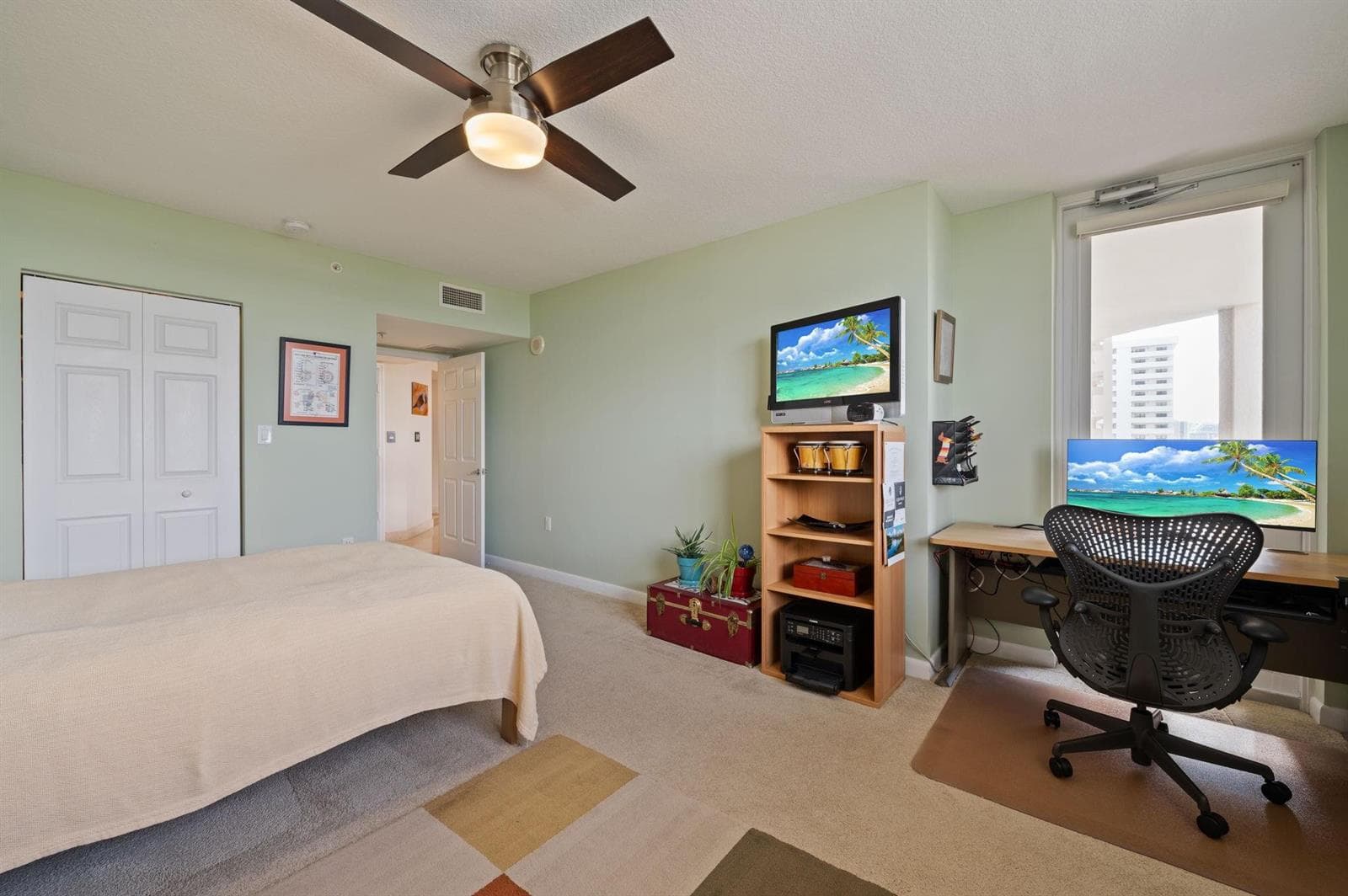 2011 N Ocean Boulevard 902 photo 18