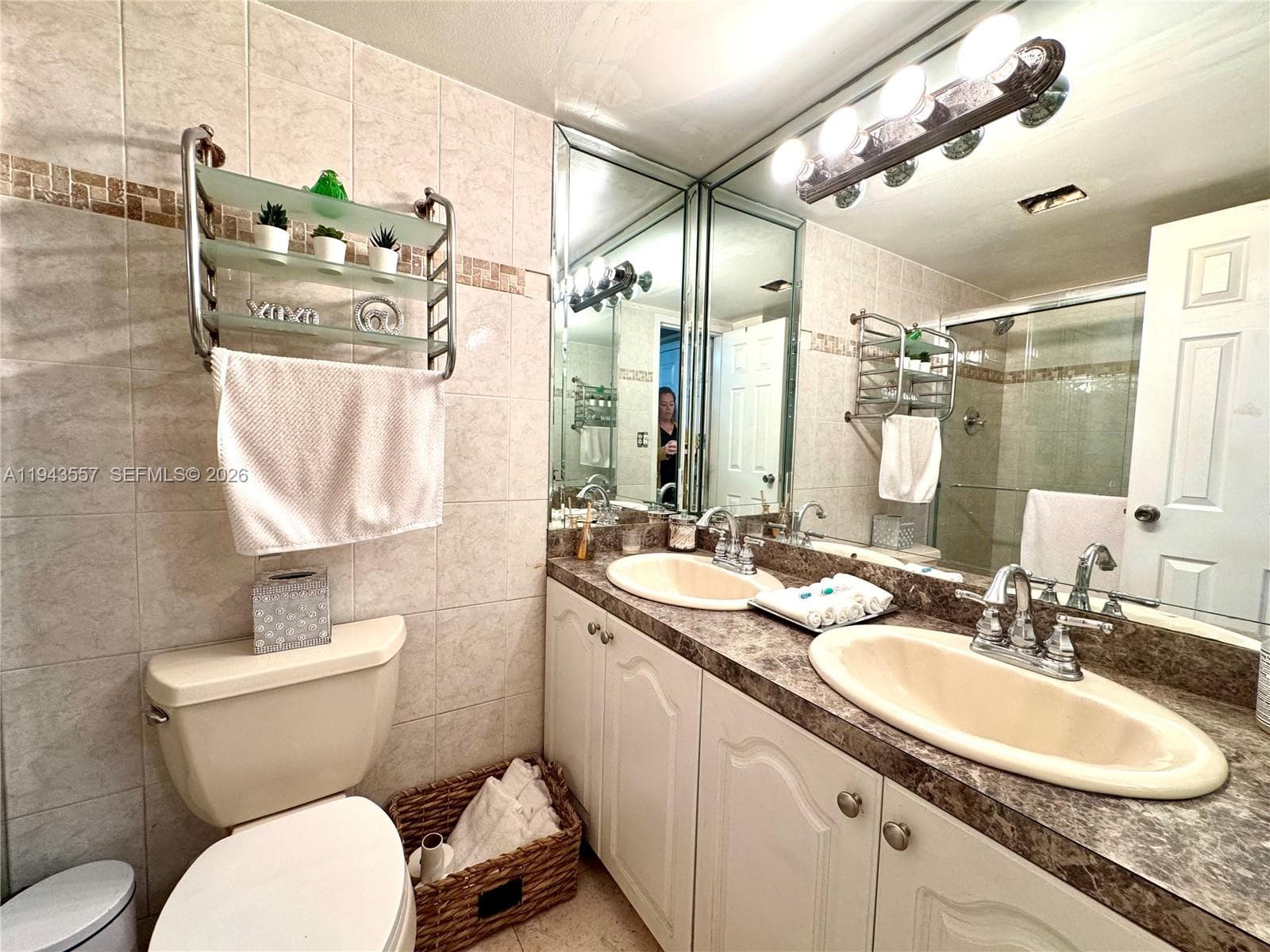 301 174th St 2201 photo 9