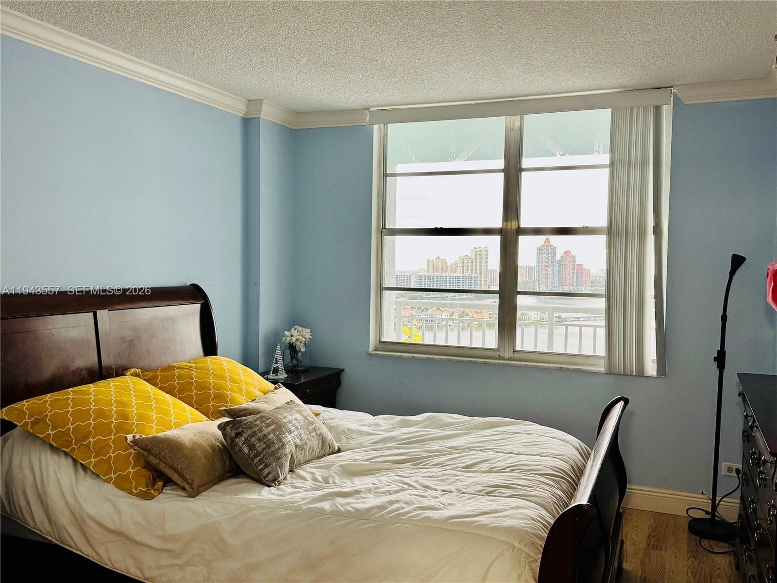 301 174th St 2201 photo 10