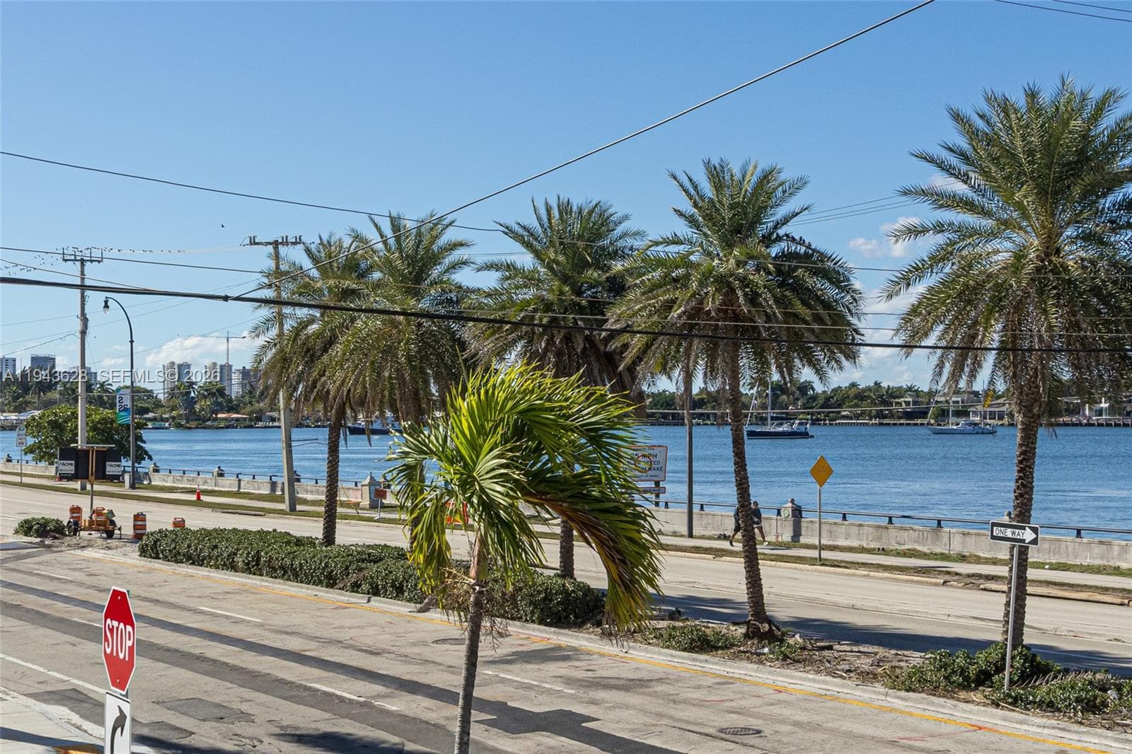 211 S Ocean Dr 205 photo 9