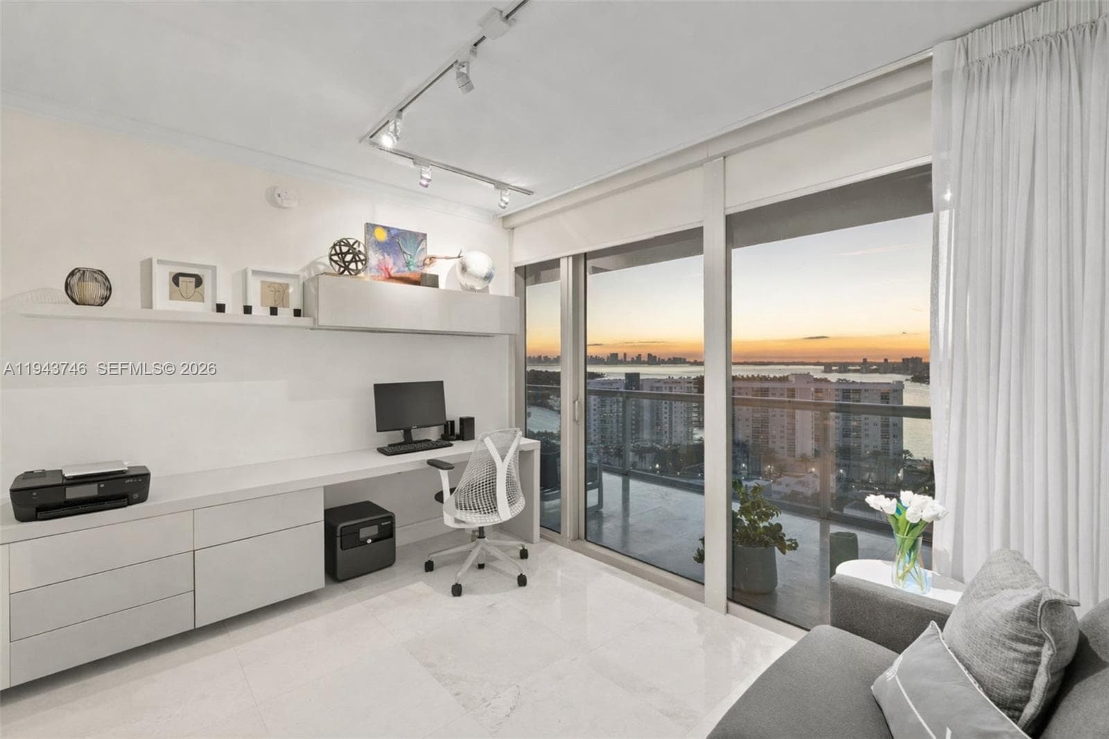 6799 Collins Ave CPH06 photo 14