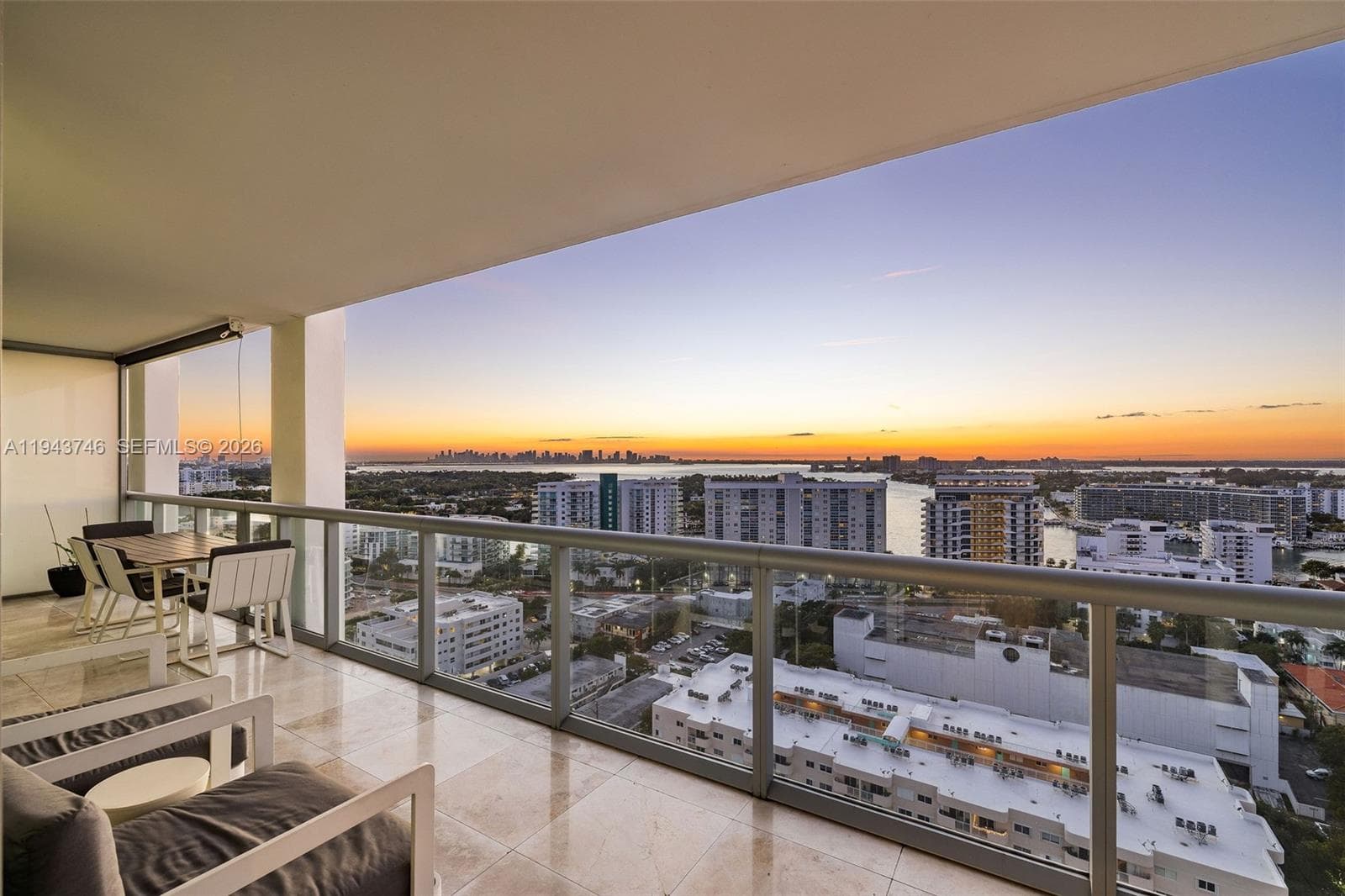 6799 Collins Ave CPH06 photo 4