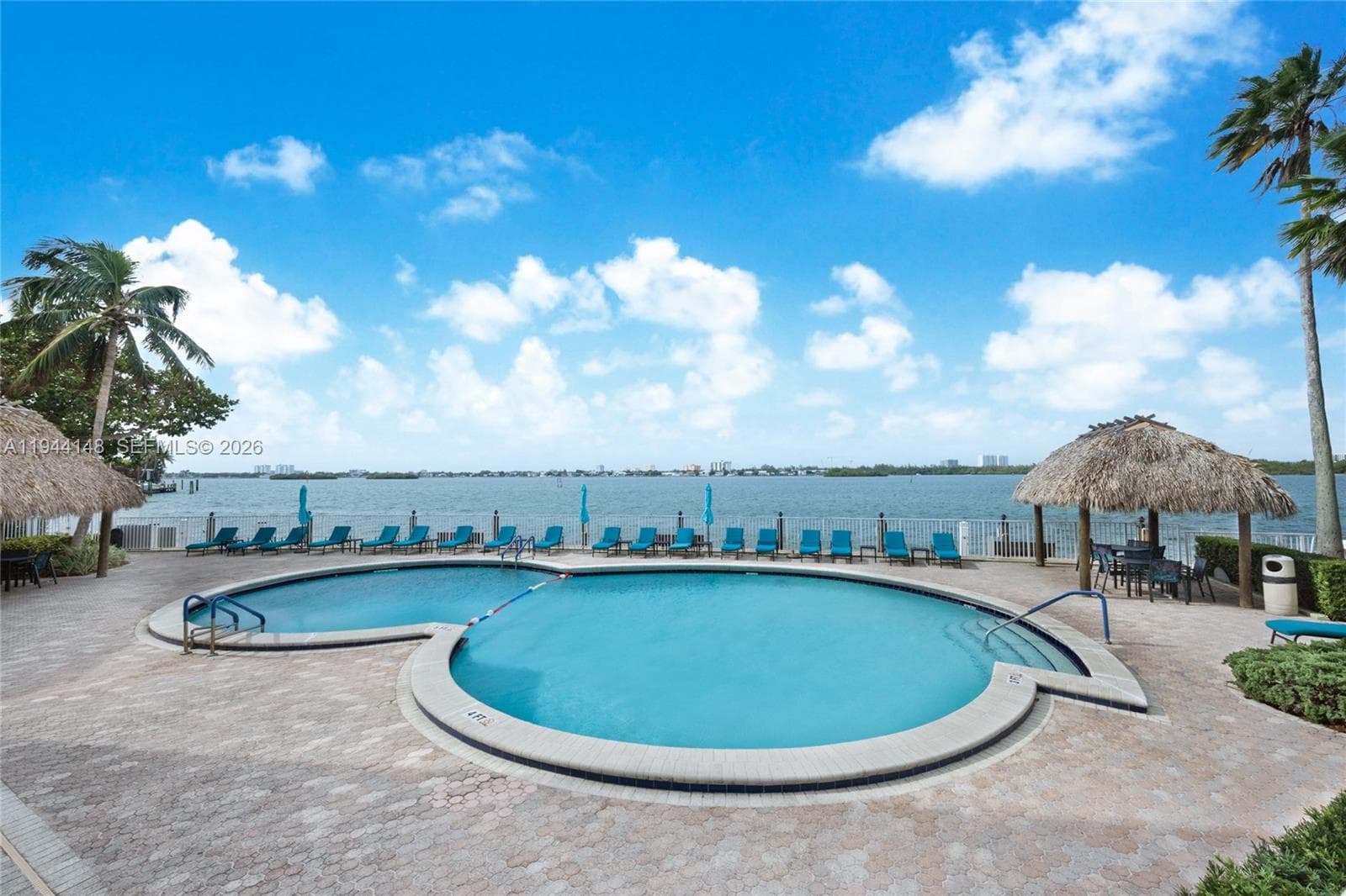 10350 W Bay Harbor Dr 9N photo 20