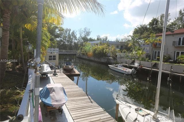 1820 Venice Park Drive 205 photo 8
