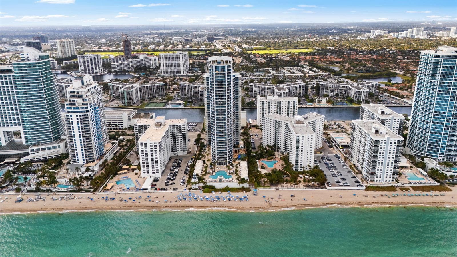 3101 S Ocean Drive 1807 photo 1