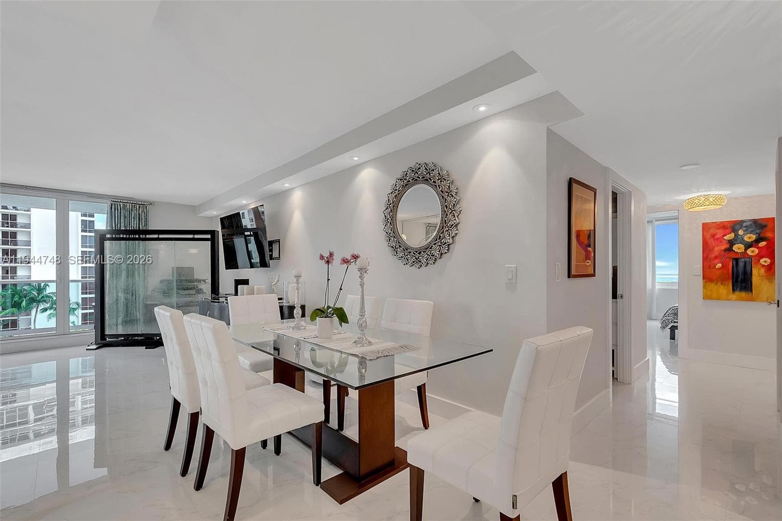 2301 Collins Ave 810 photo 7