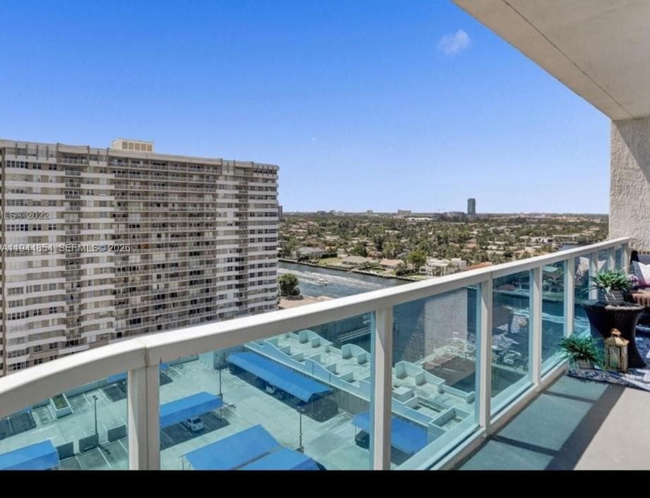 1945 S Ocean Dr 1405 photo 8