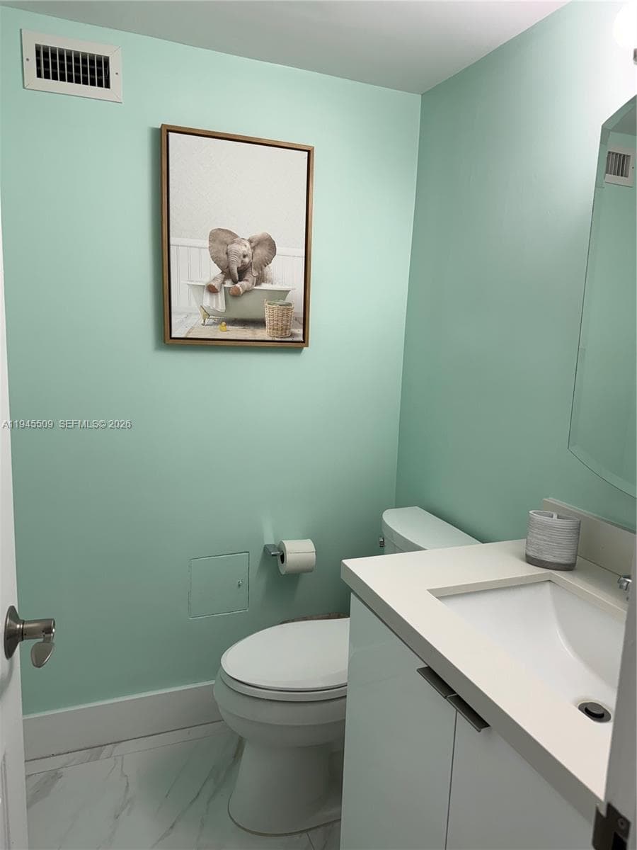2501 S Ocean Dr 1530 photo 10