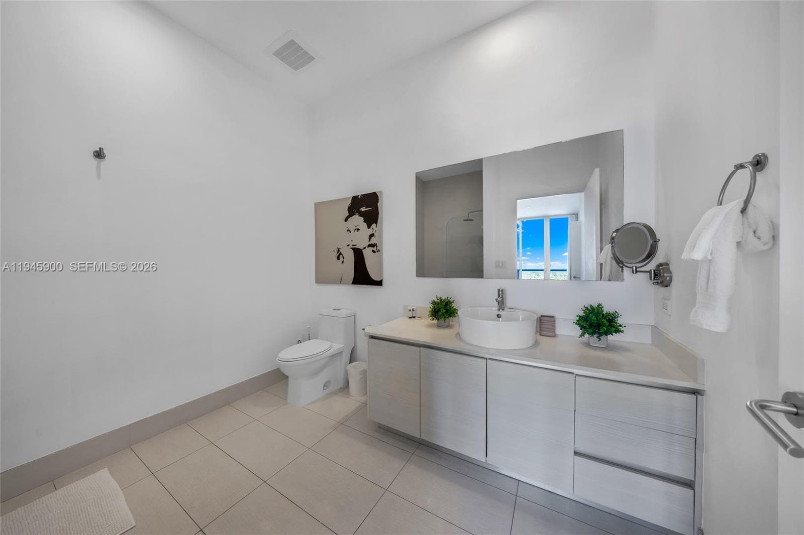 2600 E Hallandale Beach Blvd T3304 photo 11