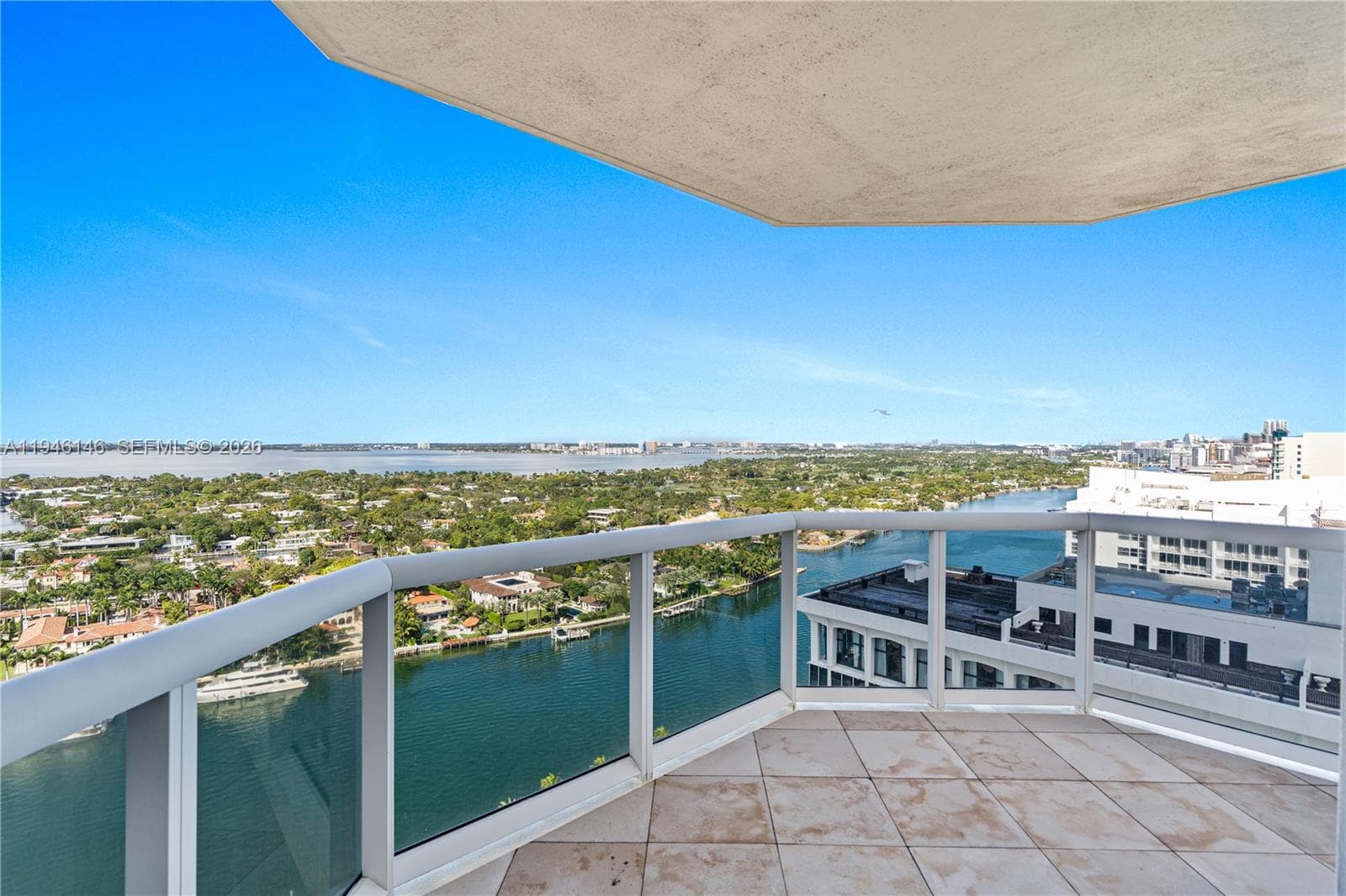 4779 Collins Ave 2607 photo 13