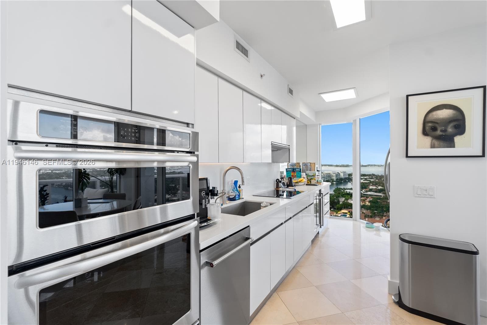 4779 Collins Ave 2607 photo 17