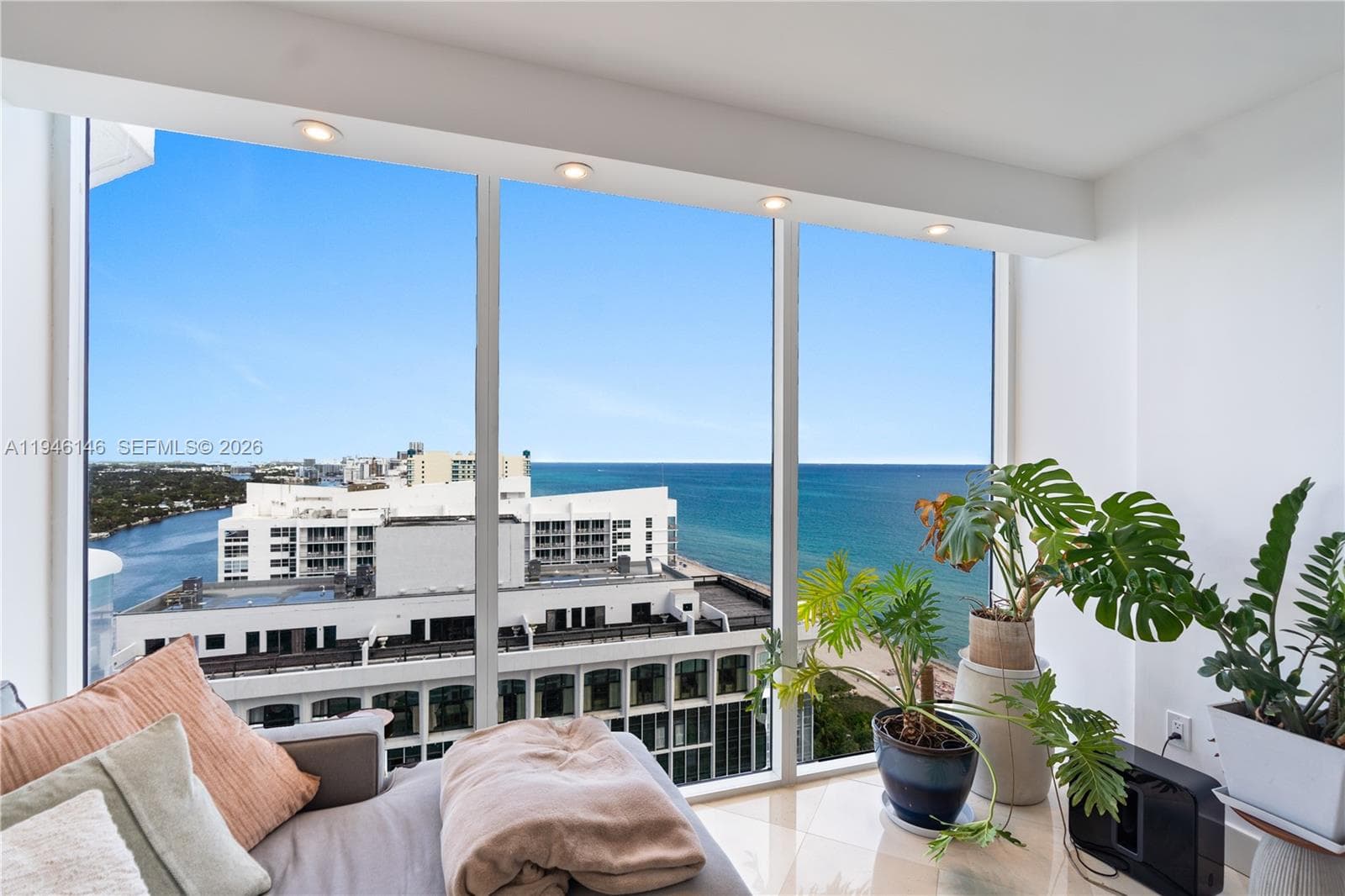 4779 Collins Ave 2607 photo 11
