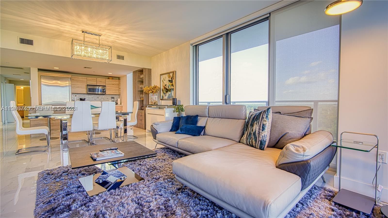 16385 Biscayne Blvd 1415 photo 2