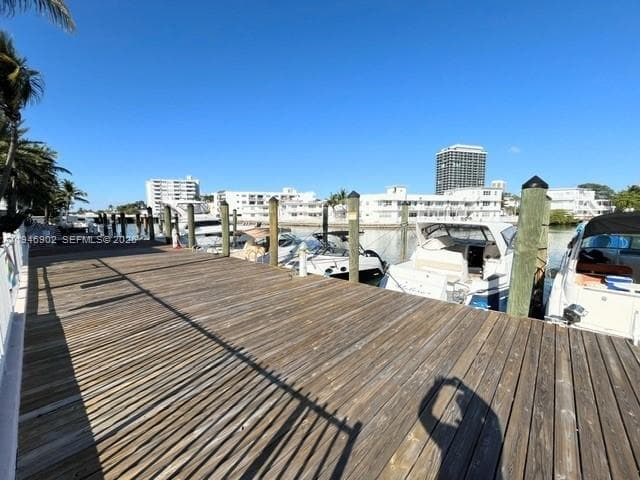 6881 Bay Dr 1 photo 5