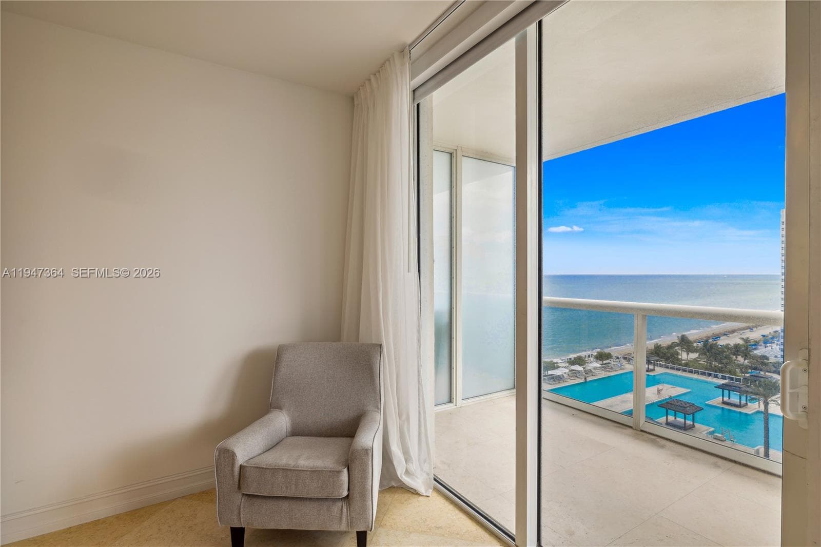 1830 S Ocean Dr 1506 photo 17