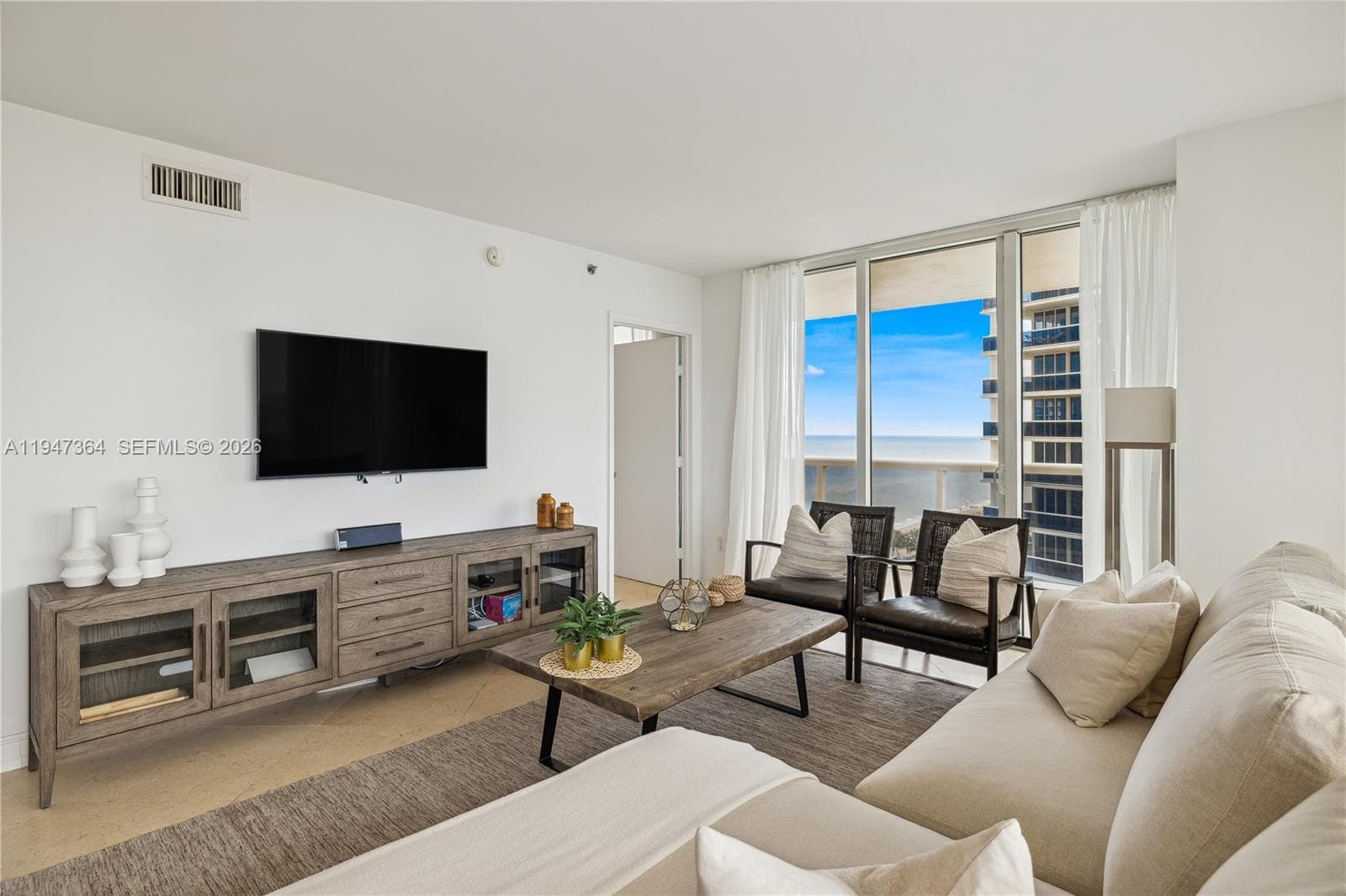 1830 S Ocean Dr 1506 photo 8
