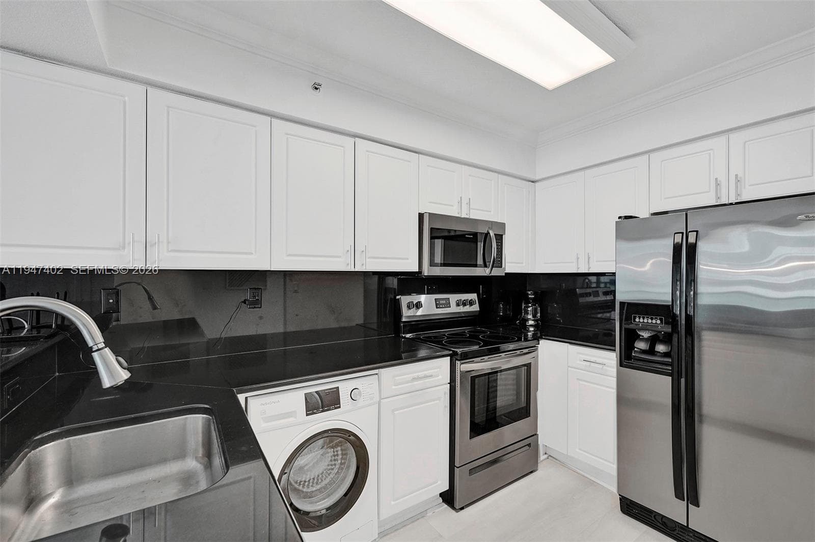 2501 S Ocean Dr 905 (available Sept 5) photo 5