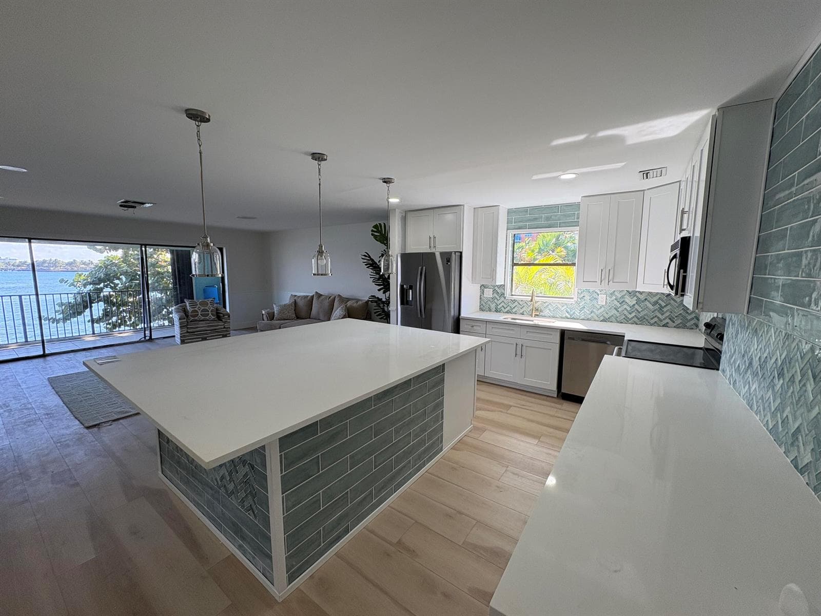 360 Wilma Circle 7 photo 6