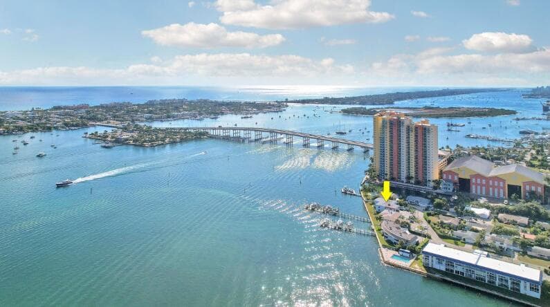 360 Wilma Circle 7 photo 1