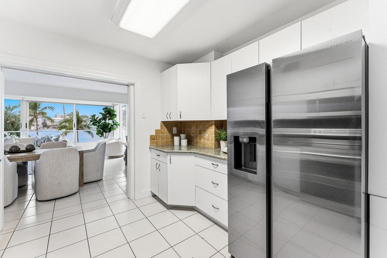 44 Cocoanut Row 120b photo 13